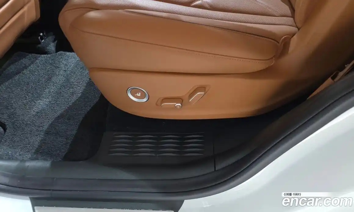 Genesis GV80 2025 2.5 автомат (гидро), фото 29