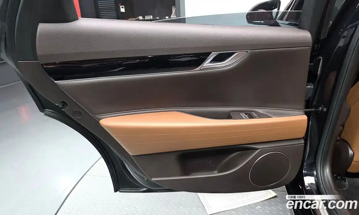 Genesis G80 2024 2.5 автомат (гидро), фото 15