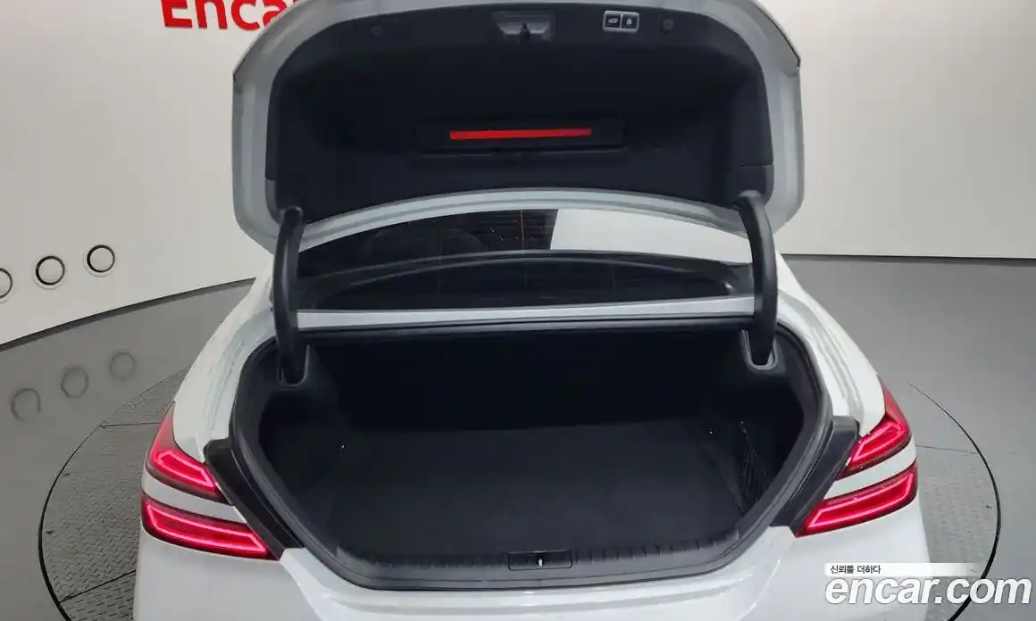 Genesis G70 2021 3.3 автомат (гидро), фото 18