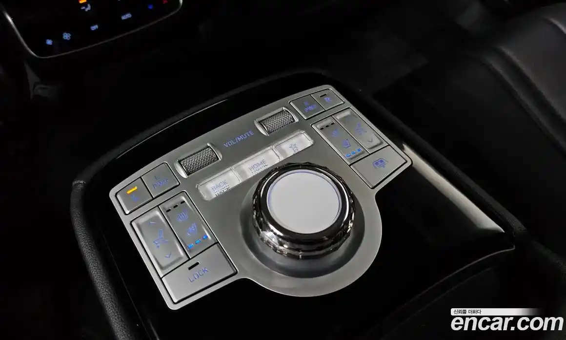 Genesis G80 2024 2.5 автомат (гидро), фото 24