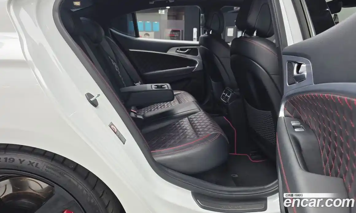Genesis G70 2020 3.3 автомат (гидро), фото 12