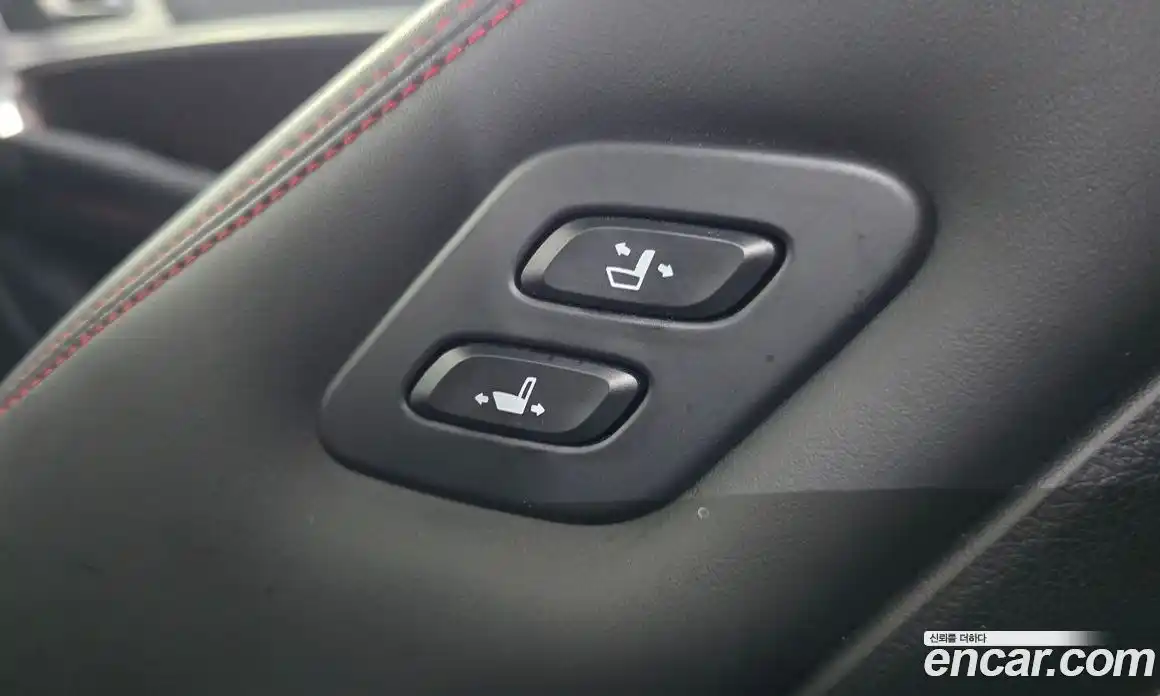 Genesis G70 2020 3.3 автомат (гидро), фото 17