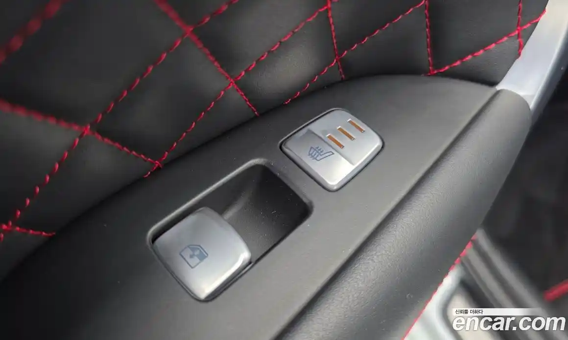Genesis G70 2020 3.3 автомат (гидро), фото 18