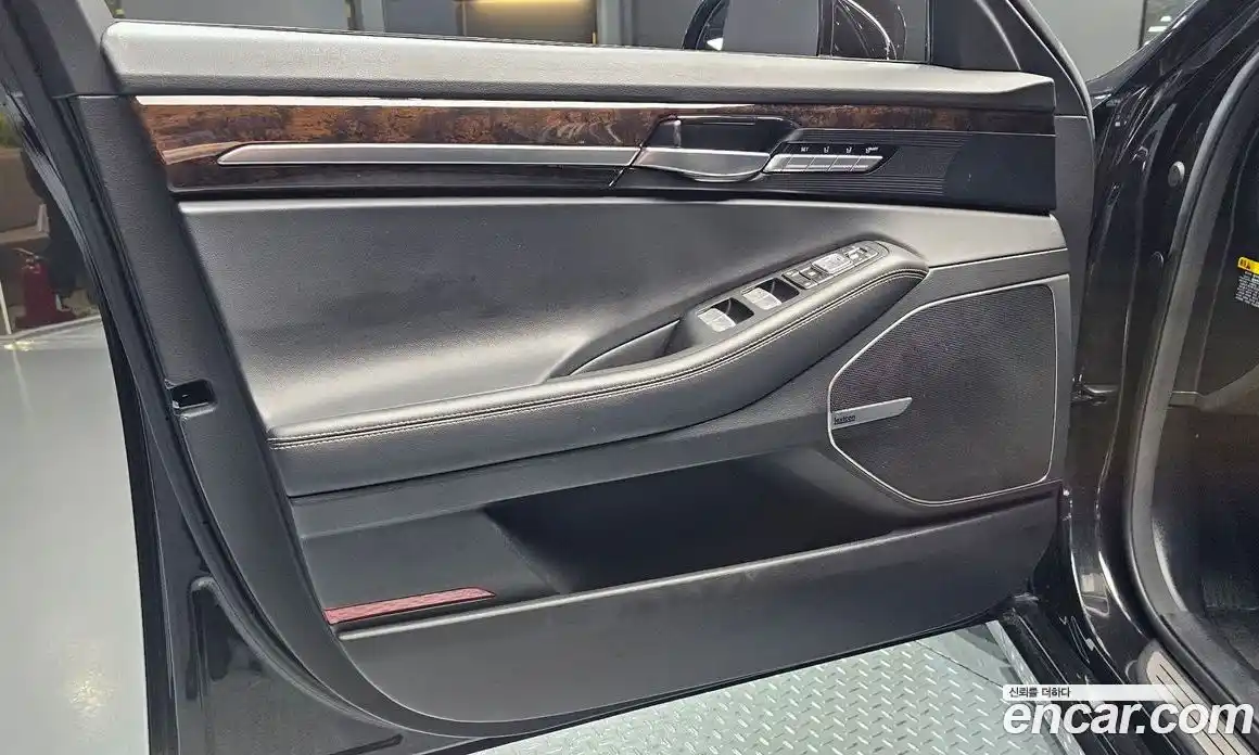 Genesis G90 2018 3.8 автомат (гидро), фото 14