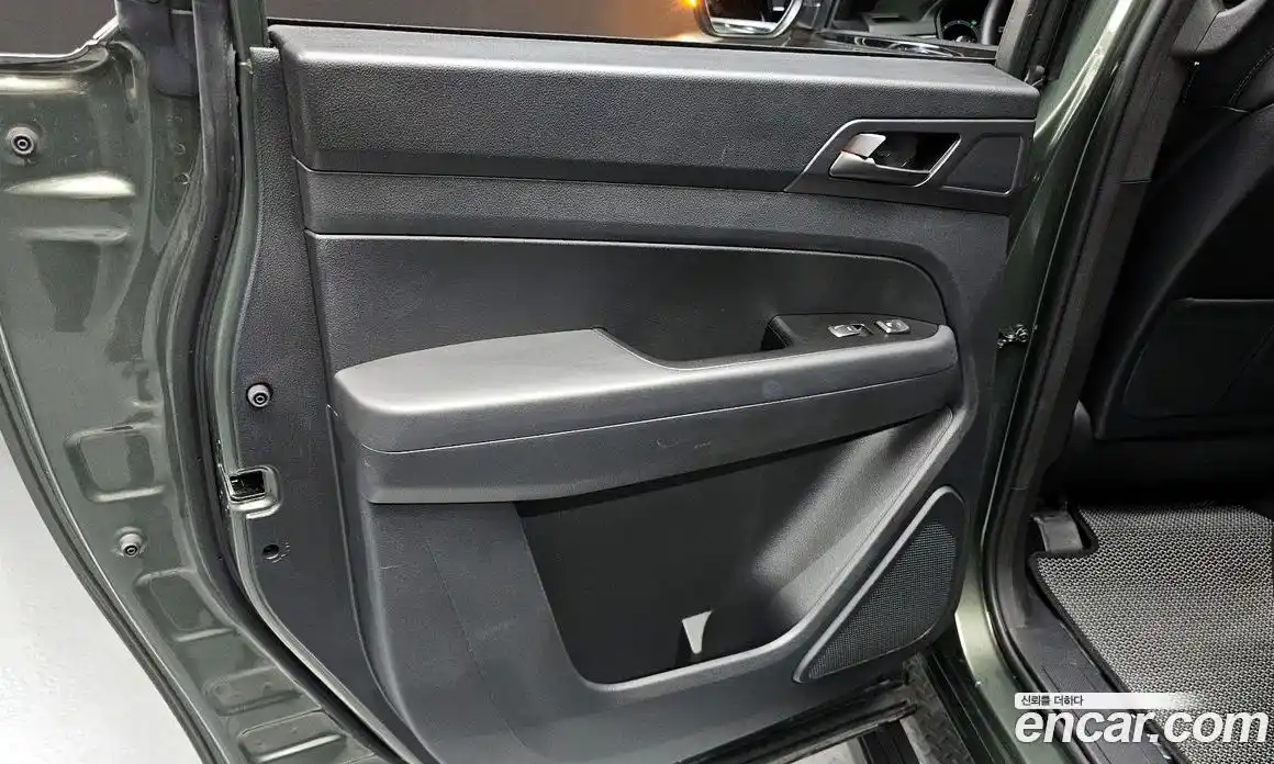 SsangYong Rexton 2022 2.2 автомат (гидро), фото 14