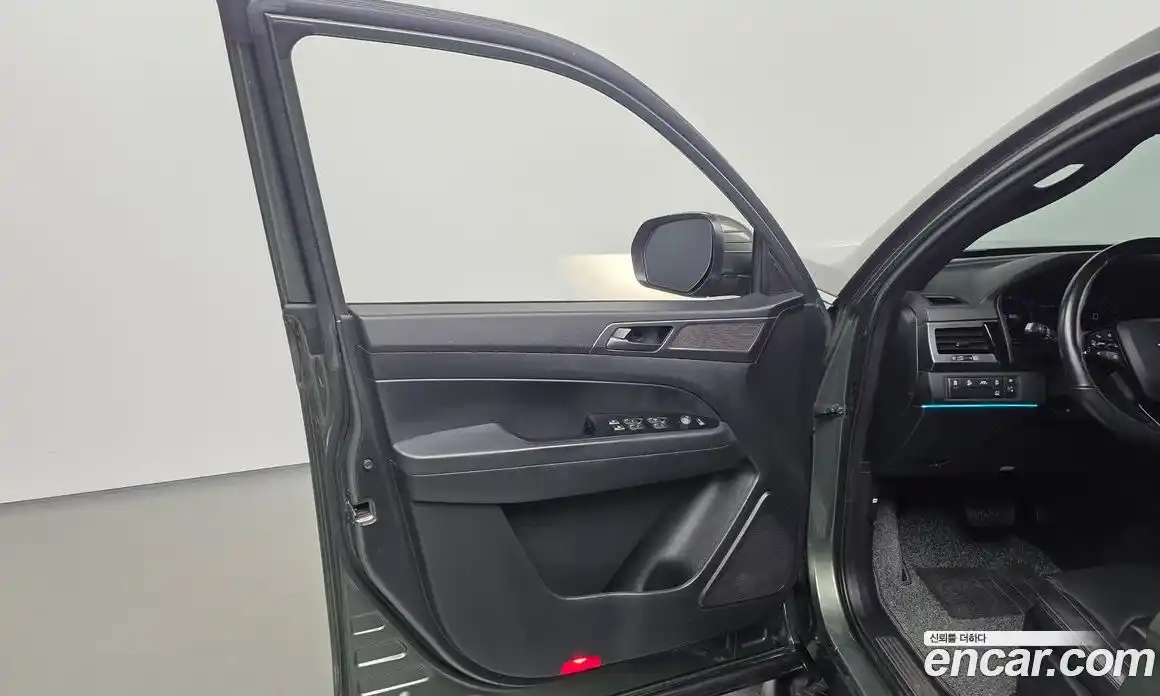 SsangYong Rexton 2022 2.2 автомат (гидро), фото 14