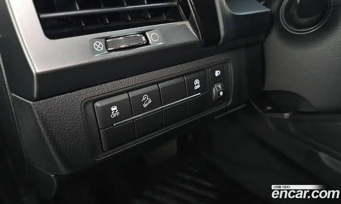 SsangYong Rexton 2022 2.2 автомат (гидро), фото 16