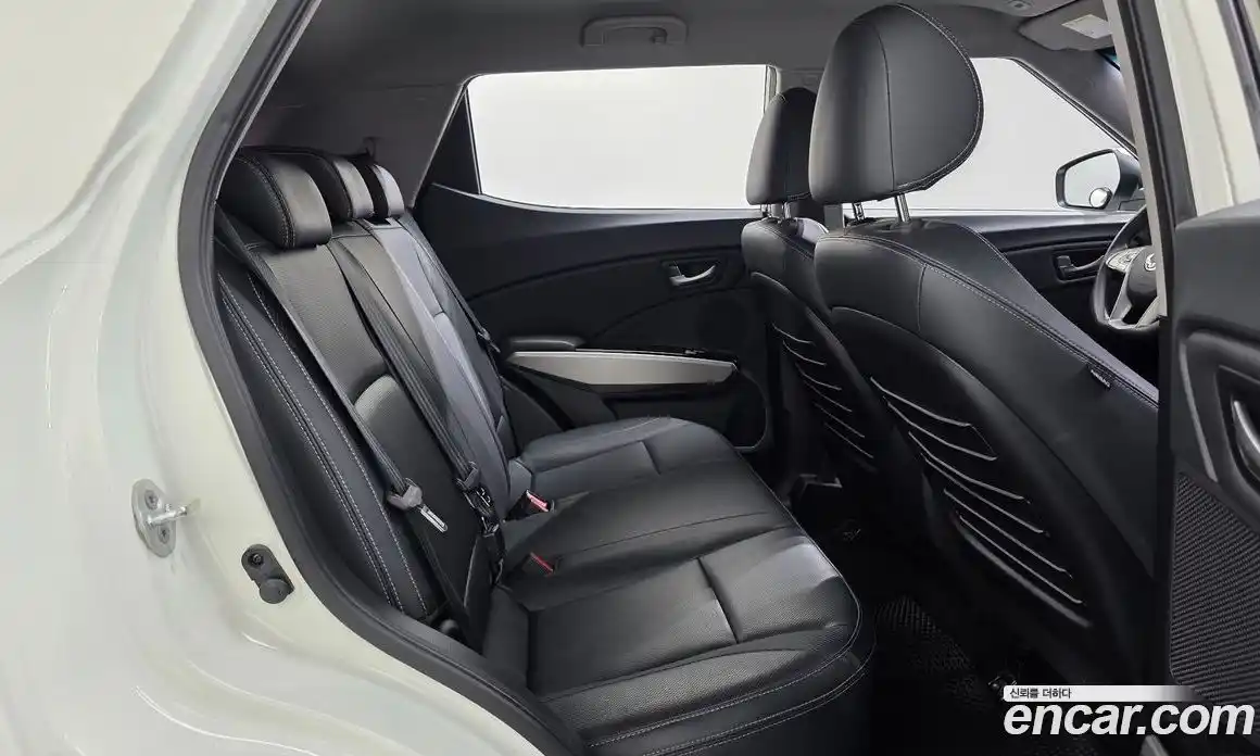 SsangYong TIBOLI 2016 1.6 автомат (гидро), фото 11