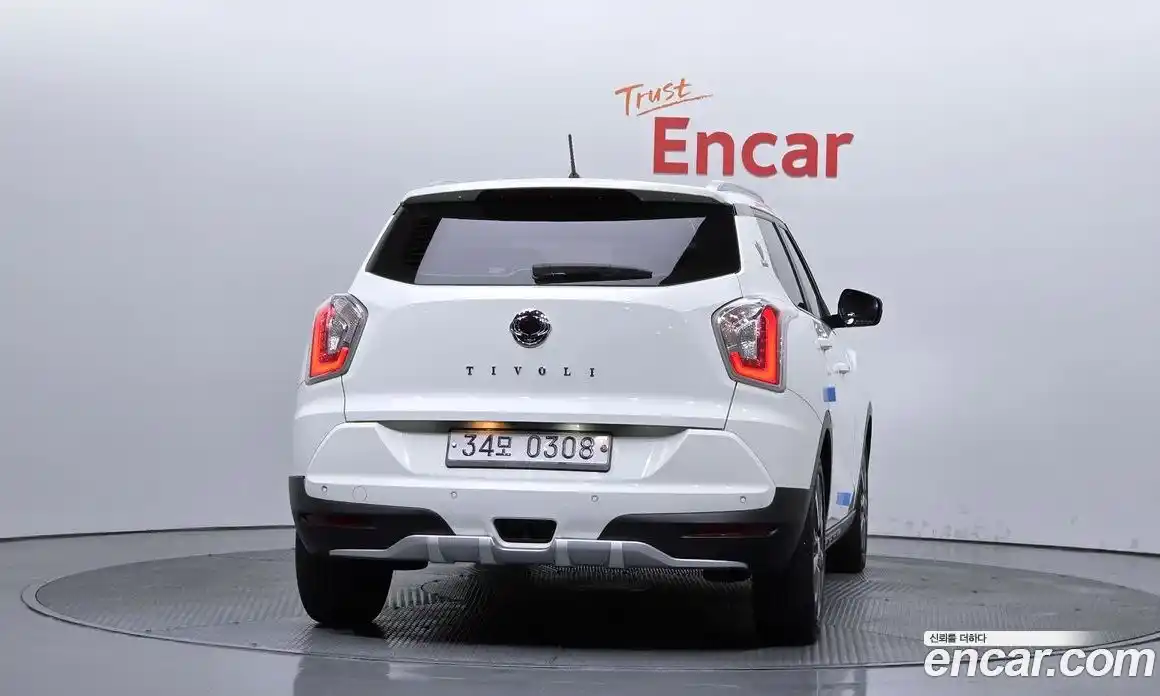 SsangYong TIBOLI 2016 1.6 автомат (гидро), фото 4