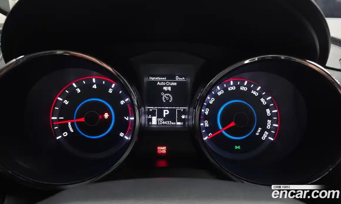 SsangYong TIBOLI 2015 1.6 автомат (гидро), фото 11