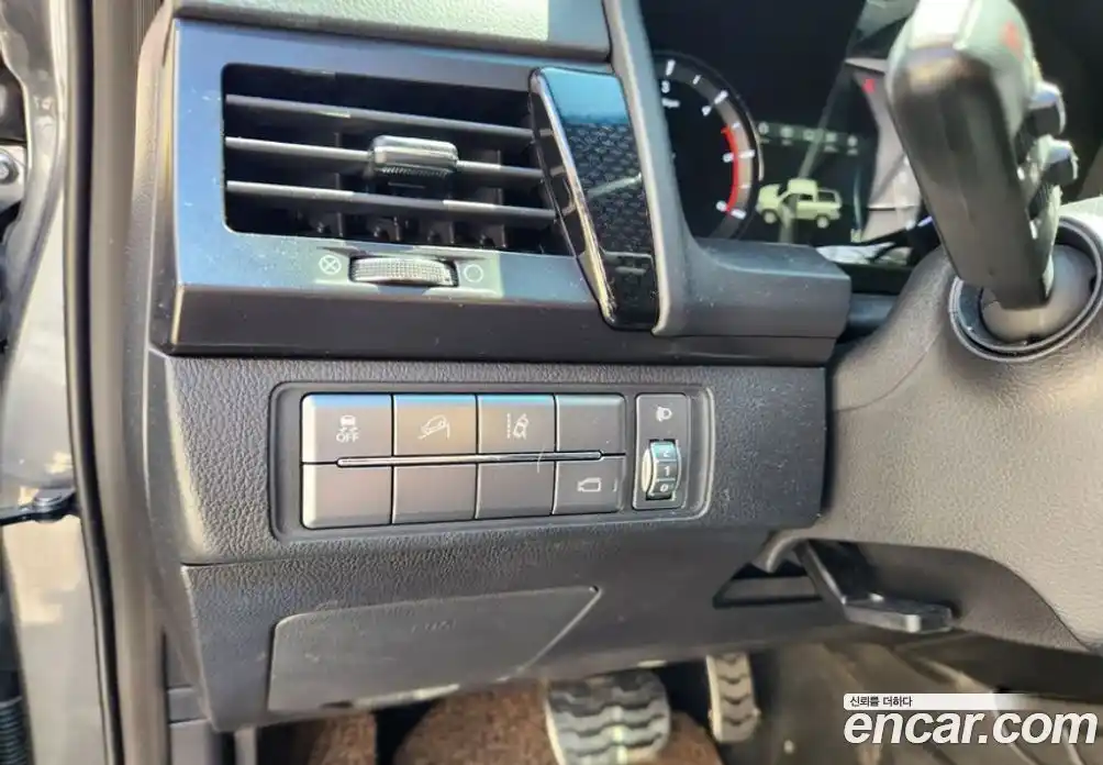 SsangYong Rexton 2020 2.2 автомат (гидро), фото 14
