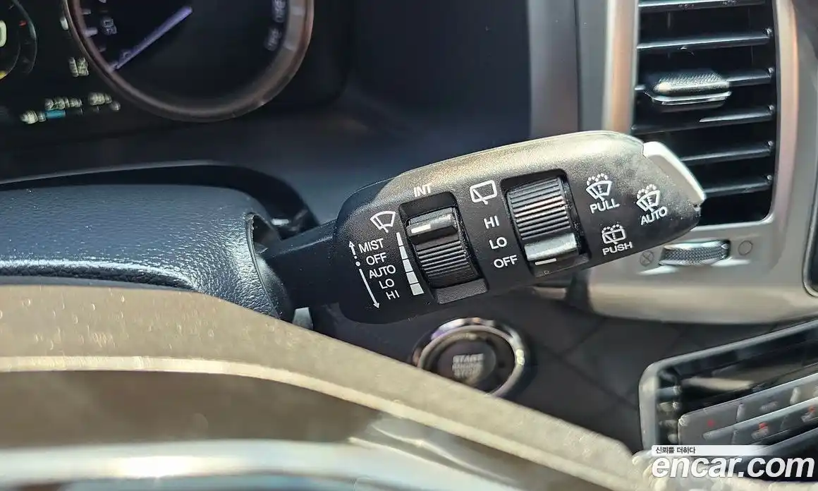 SsangYong Rexton 2017 2.2 автомат (гидро), фото 20
