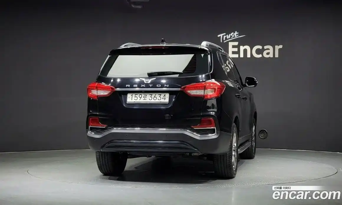 SsangYong Rexton 2017 2.2 автомат (гидро), фото 4