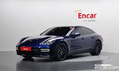Porsche Panamera, 2022, 43 490 км