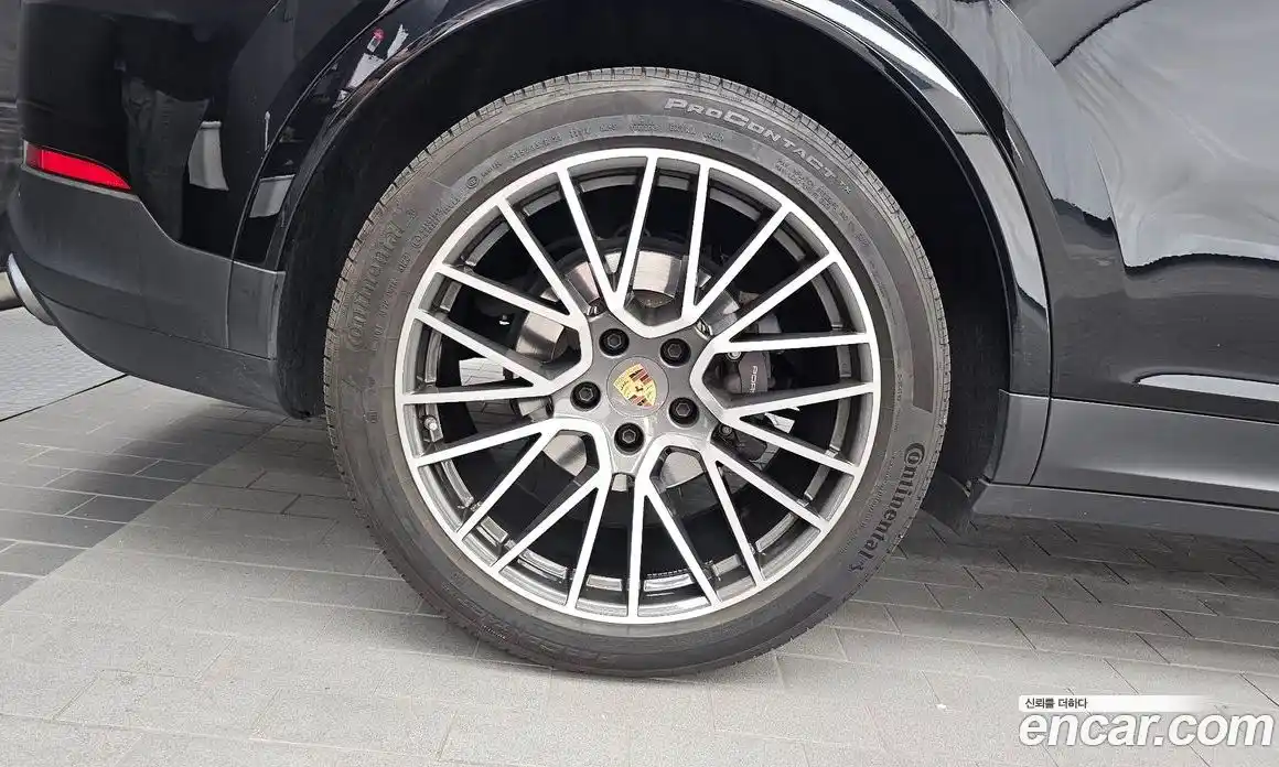 Porsche Cayenne 2022 3.0 автомат (гидро), фото 5
