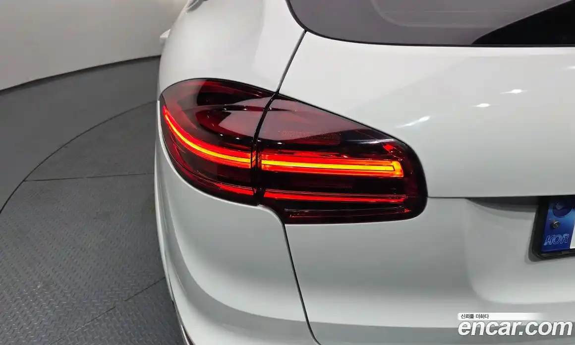 Porsche Cayenne 2017 3.0 автомат (гидро), фото 9