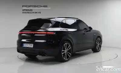 Porsche Cayenne 2025 3.0 автомат (гидро), миниатюра 2