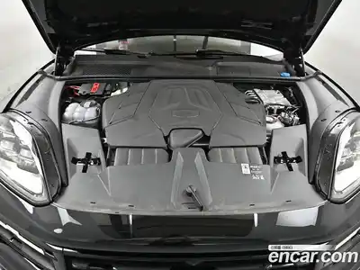 Porsche Cayenne 2025 3.0 автомат (гидро), миниатюра 6