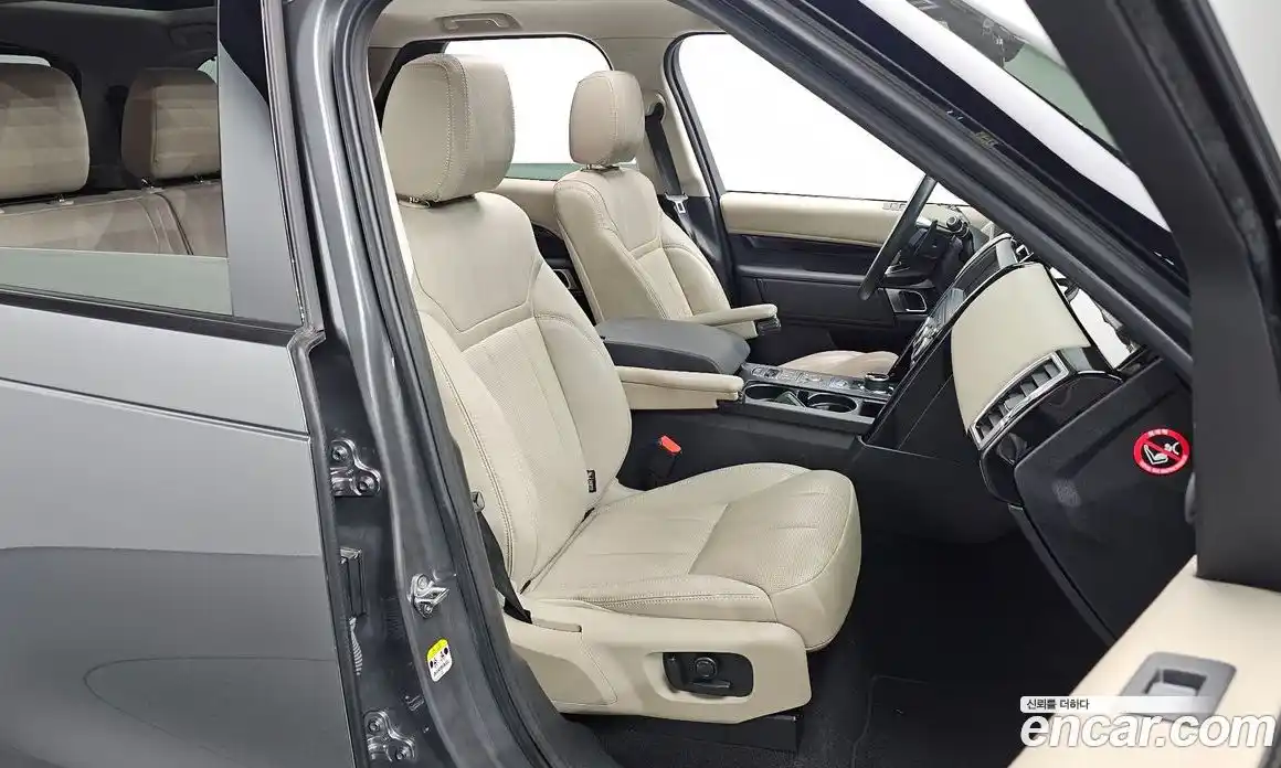 Land Rover Discovery 2019 3.0 автомат (гидро), фото 16