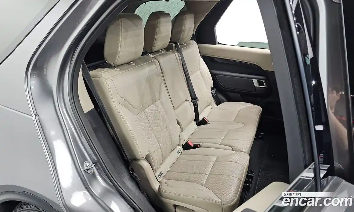 Land Rover Discovery 2019 3.0 автомат (гидро), фото 17
