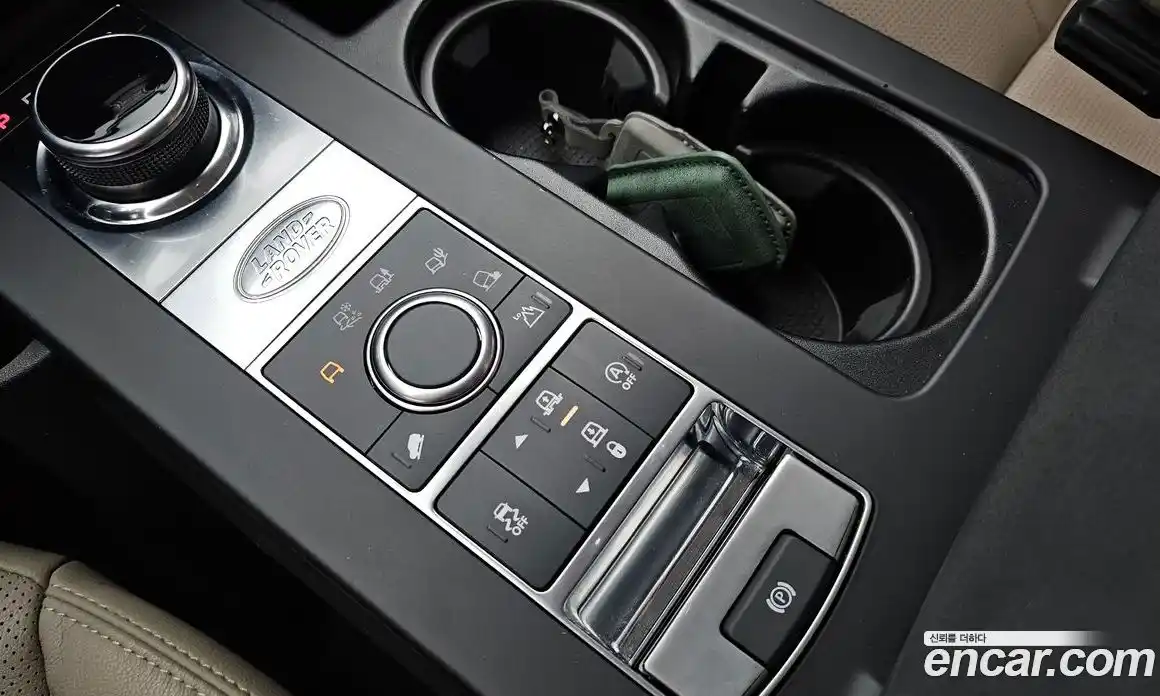Land Rover Discovery 2019 3.0 автомат (гидро), фото 26