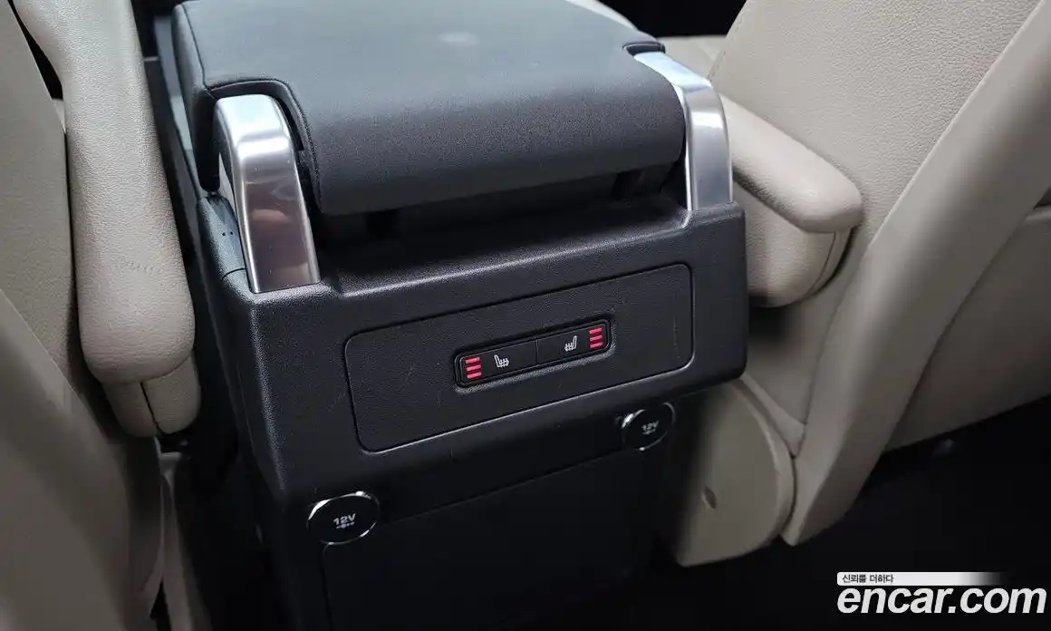 Land Rover Discovery 2019 3.0 автомат (гидро), фото 31