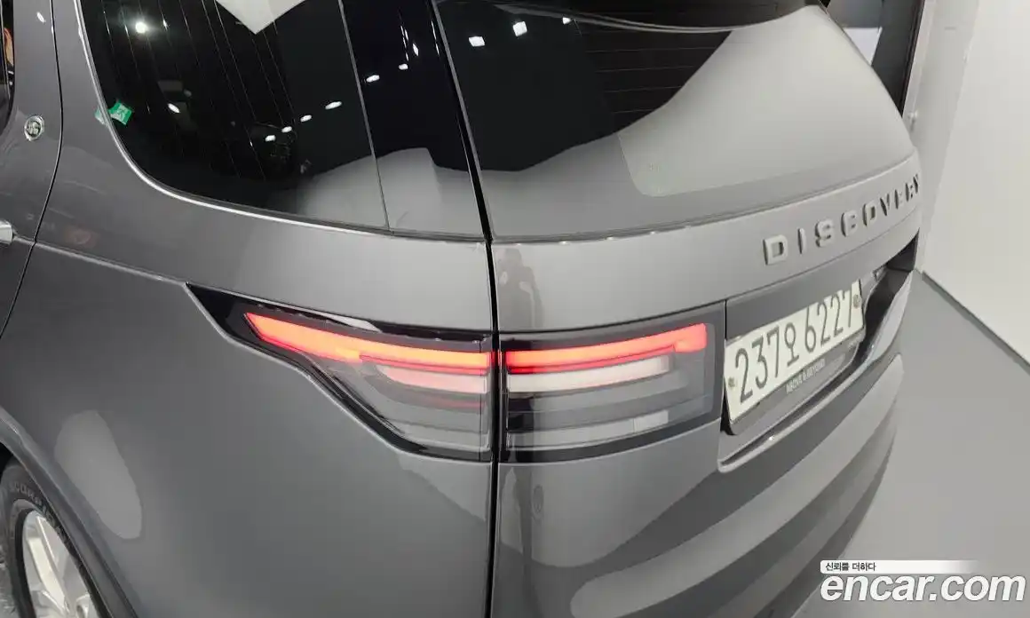 Land Rover Discovery 2019 3.0 автомат (гидро), фото 9