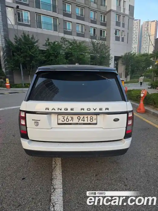Land Rover Range Rover 2017 4.4 автомат (гидро), фото 4