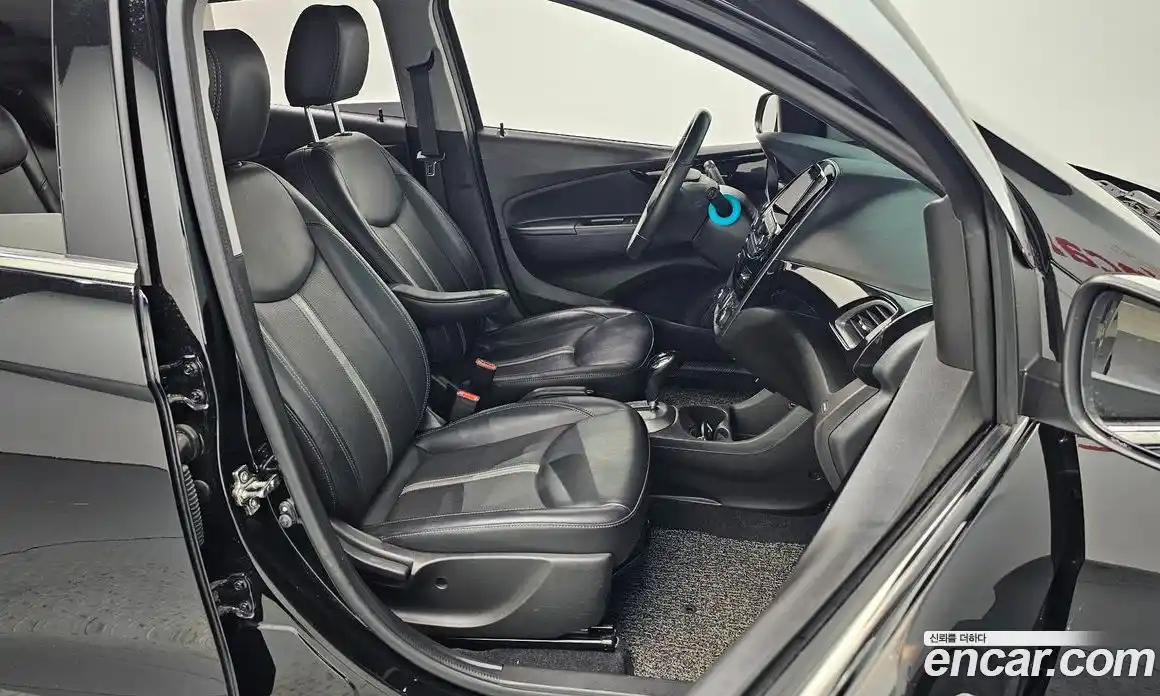 Chevrolet Spark 2020 1.0 автомат (гидро), фото 13