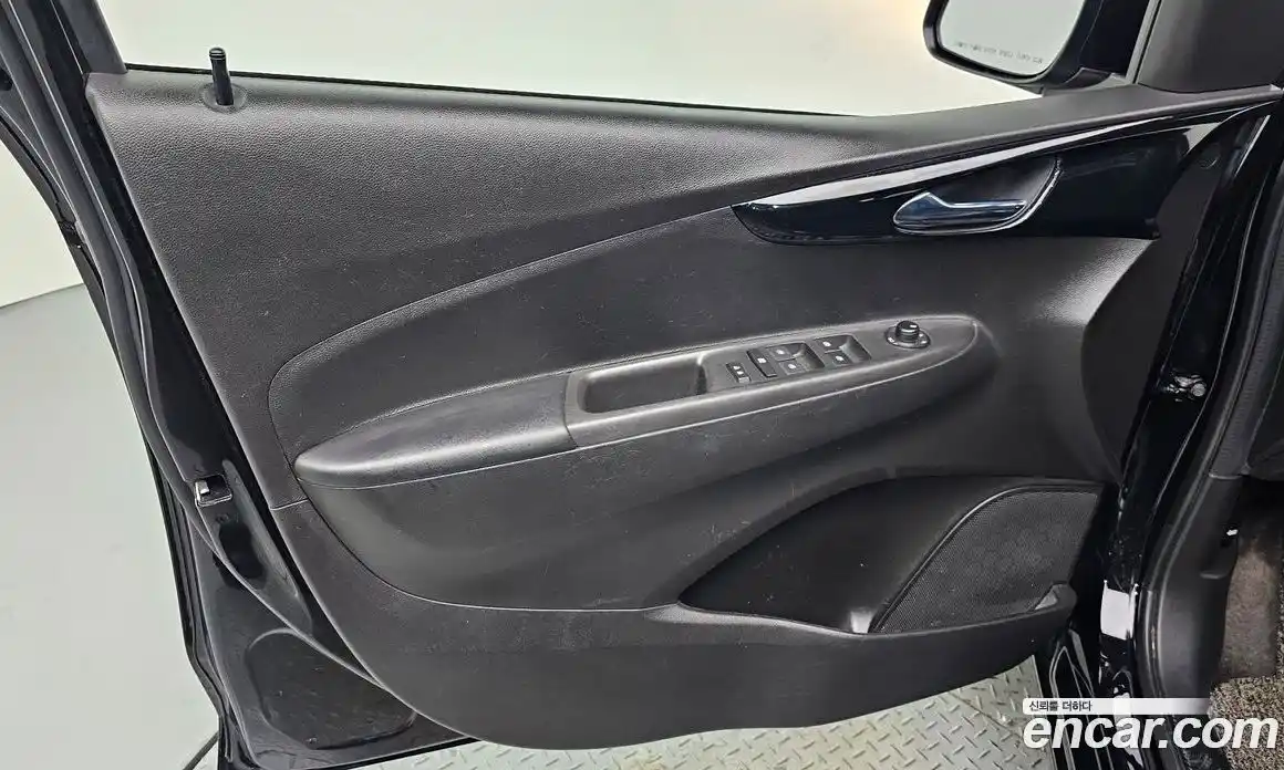 Chevrolet Spark 2020 1.0 автомат (гидро), фото 14