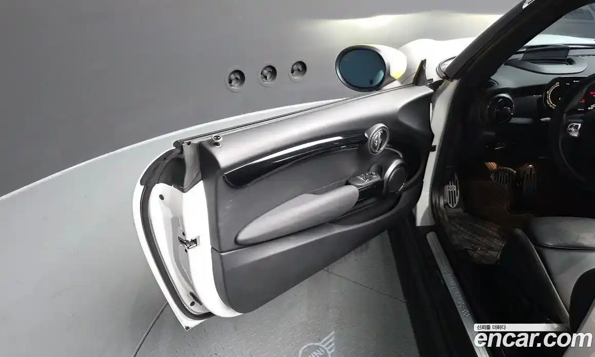 Mini Cooper 2023 автомат (гидро), фото 15