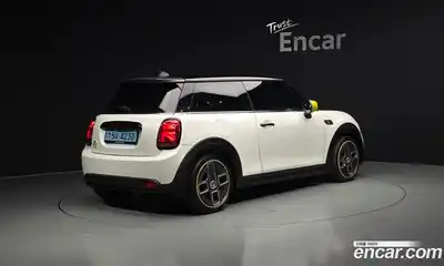 Mini Cooper 2023 автомат (гидро), миниатюра 2