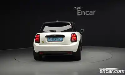 Mini Cooper 2023 автомат (гидро), миниатюра 4
