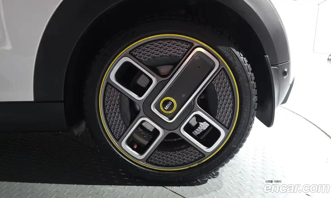Mini Cooper 2023 автомат (гидро), фото 7