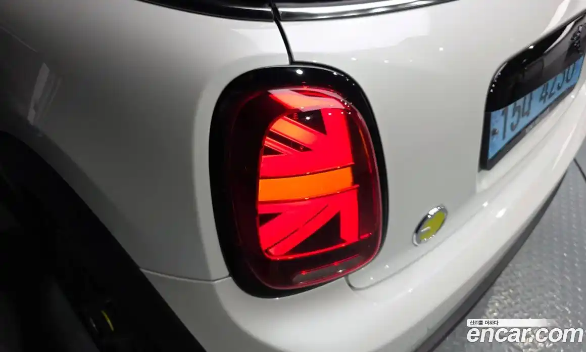 Mini Cooper 2023 автомат (гидро), фото 9
