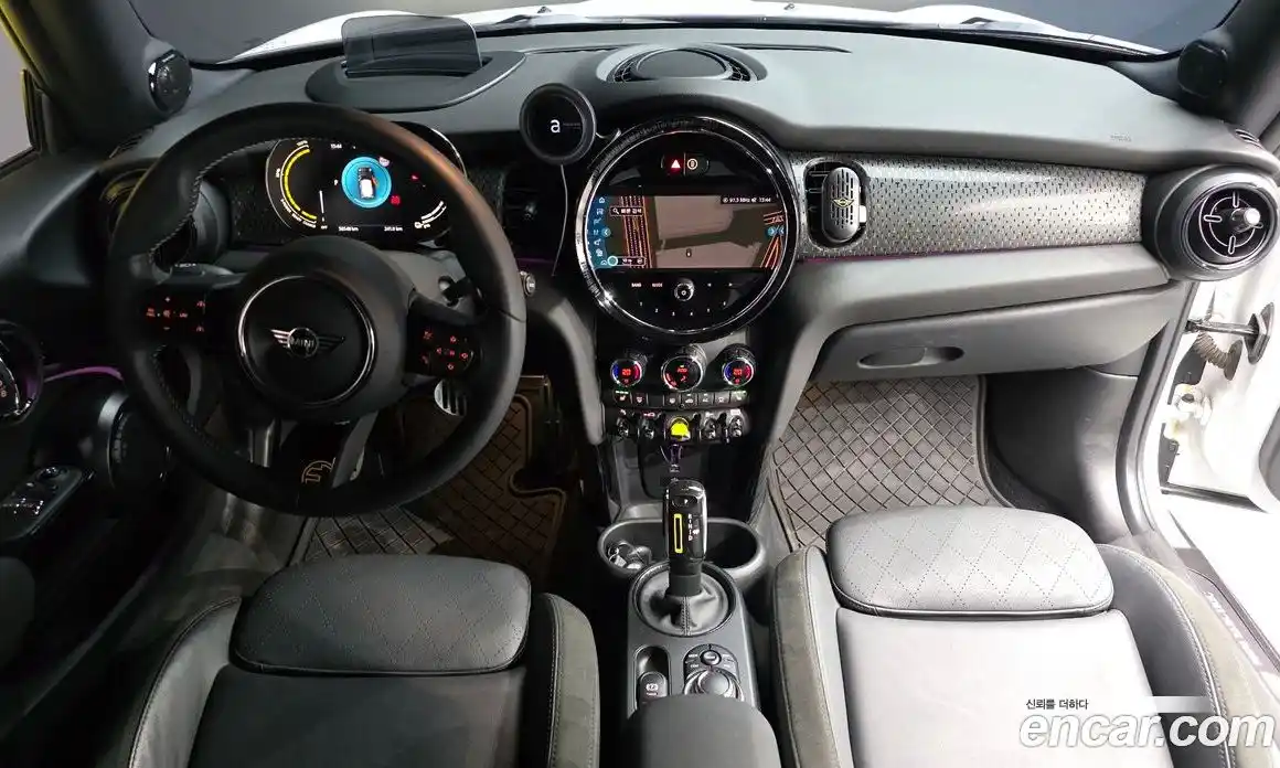 Mini Cooper 2023 автомат (гидро), фото 10