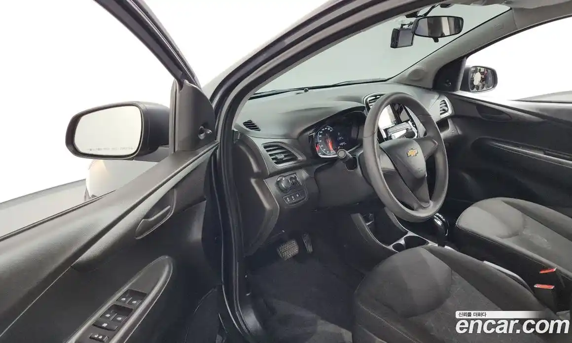 Chevrolet Spark 2019 1.0 автомат (гидро), фото 13
