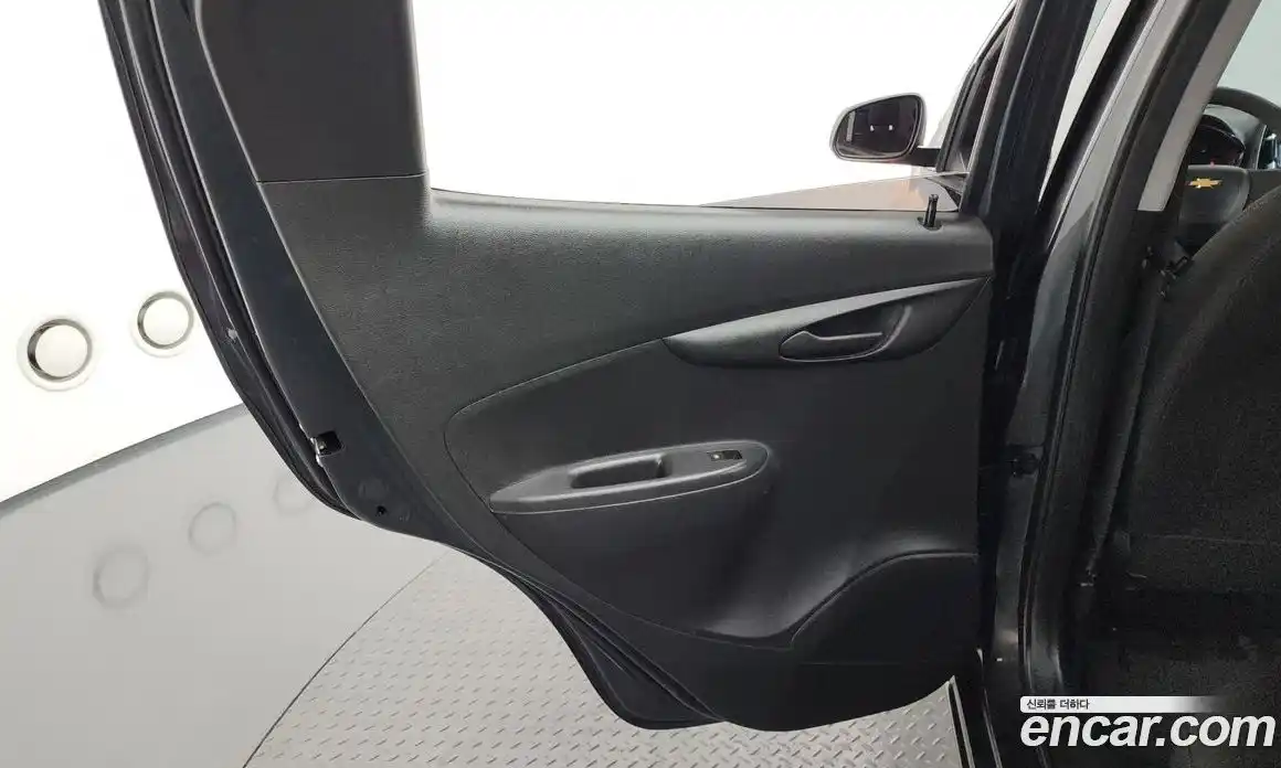 Chevrolet Spark 2019 1.0 автомат (гидро), фото 15