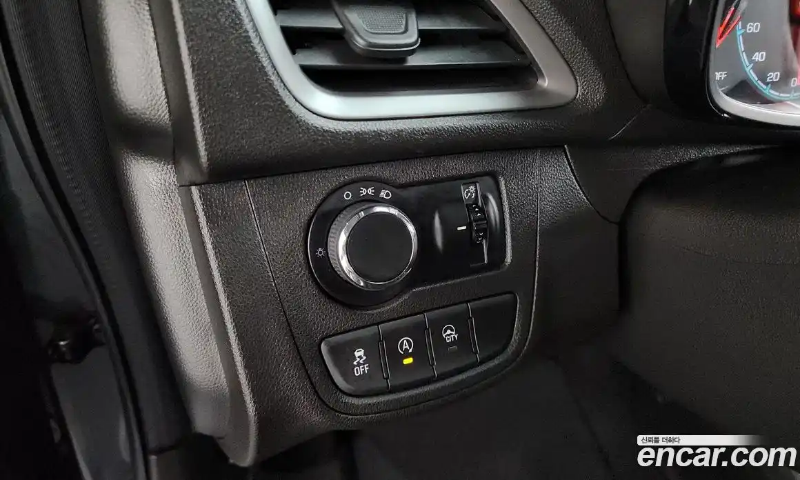 Chevrolet Spark 2019 1.0 автомат (гидро), фото 25