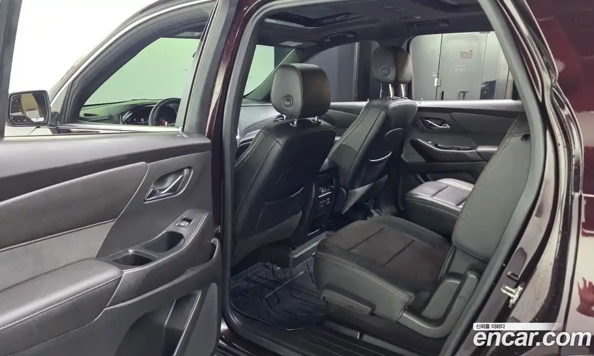 Chevrolet Traverse 2022 3.6 автомат (гидро), фото 15