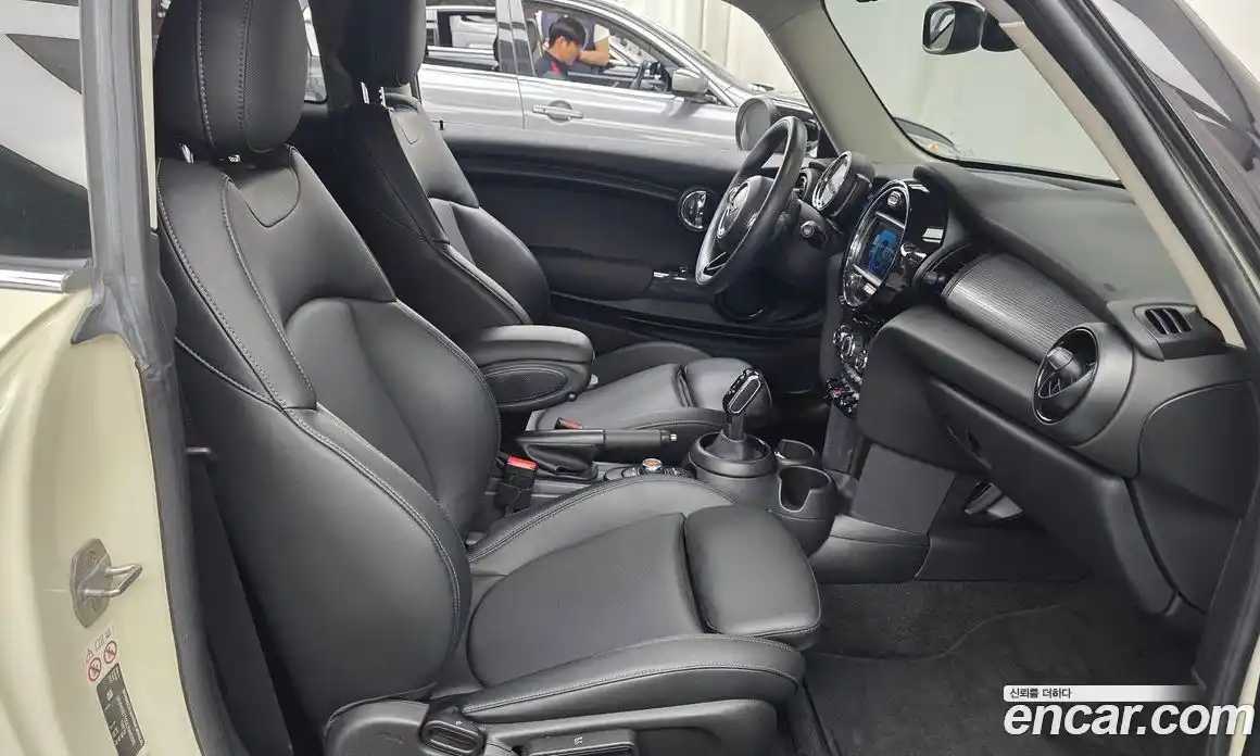 Mini Cooper 2020 1.5 автомат (гидро), фото 16