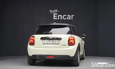 Mini Cooper 2020 1.5 автомат (гидро), миниатюра 4