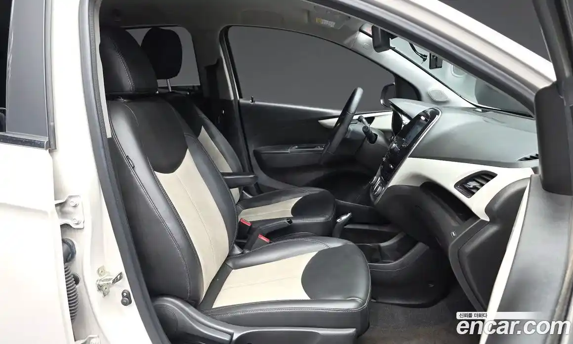 Chevrolet Spark 2016 1.0 автомат (гидро), фото 11