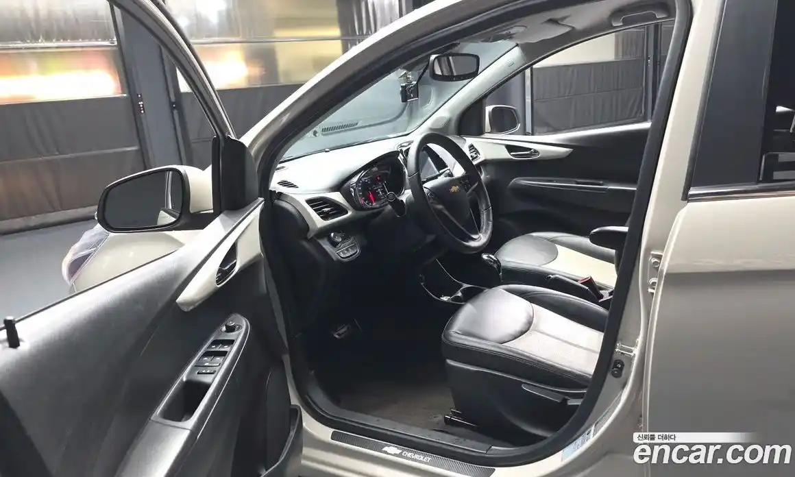 Chevrolet Spark 2016 1.0 автомат (гидро), фото 10