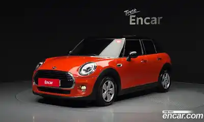 Mini Cooper, 2018, 99 282 км