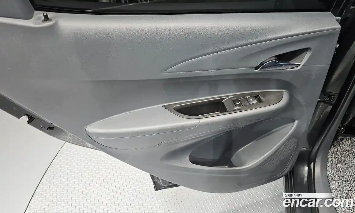 Chevrolet Bolt EV 2021 0.2 автомат (гидро), фото 15