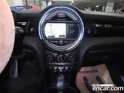 Mini Cooper 2016 1.5 автомат (гидро), миниатюра 11