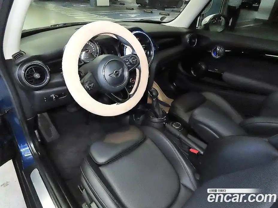 Mini Cooper 2016 1.5 автомат (гидро), фото 10