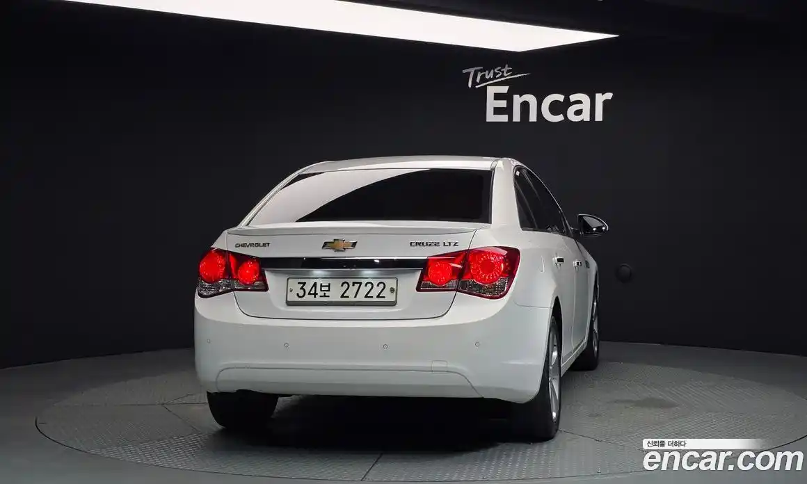 Chevrolet Cruze 2012 1.8 автомат (гидро), фото 4