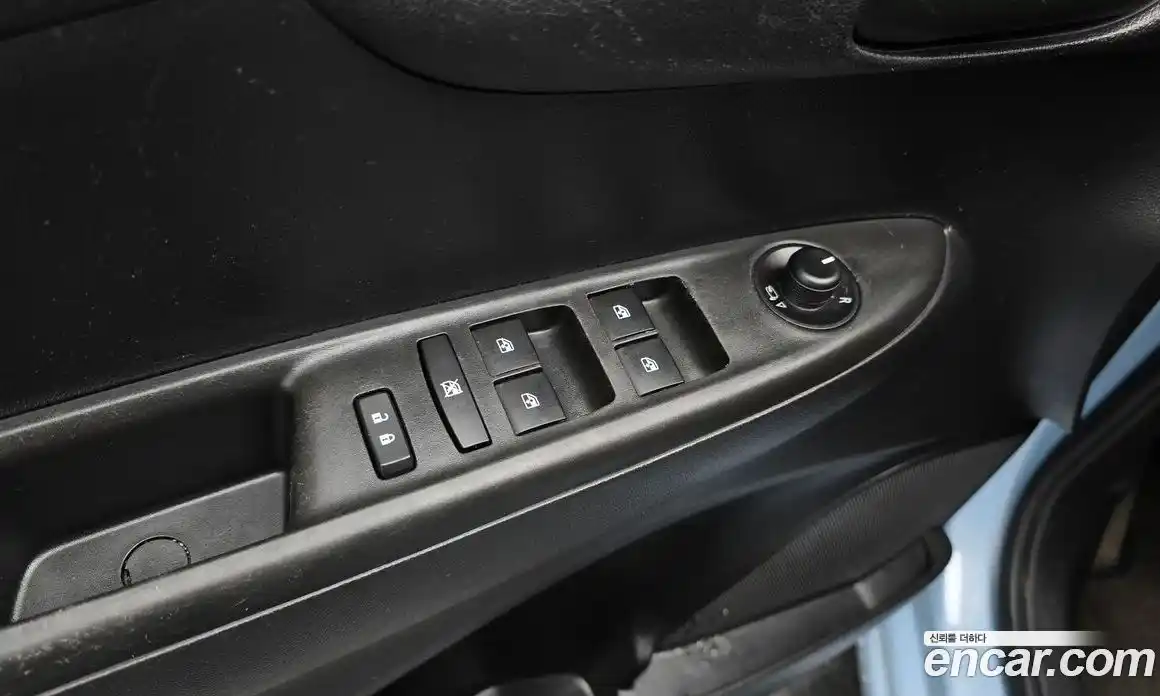 Chevrolet Spark 2015 1.0 автомат (гидро), фото 17